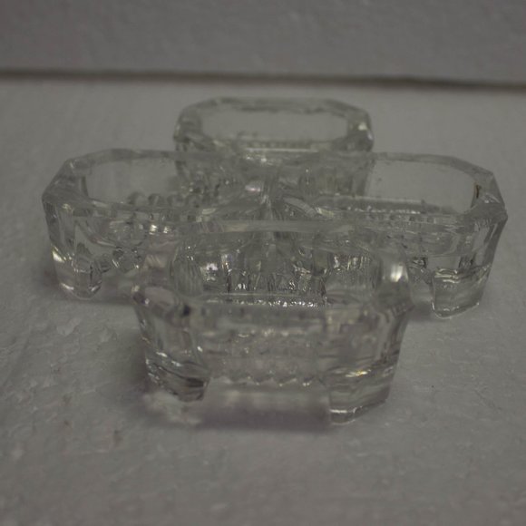 Vintage Set of 4 Salt Cellars One Damaged - Picture 1 of 4